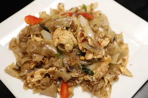 Drunken Noodle - Cook on Thai