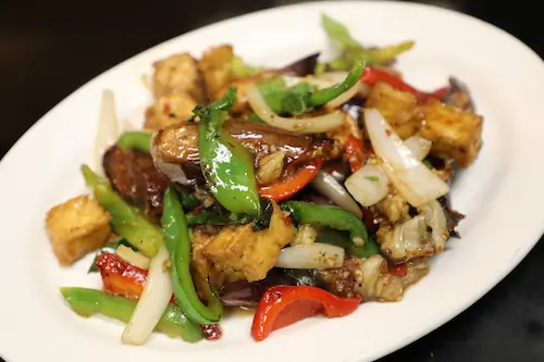 Eggplant with Basil Leaves - Cook on Thai